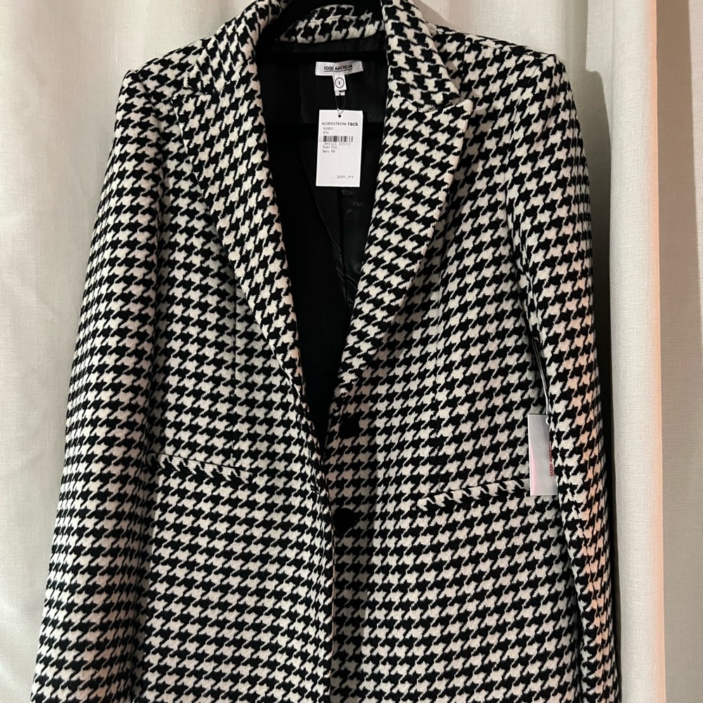 Size “2” Good American Houndstooth Blazer